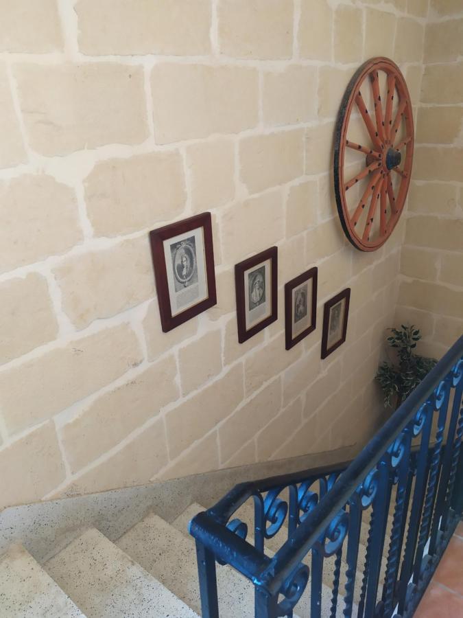 Farmhouse Tal Kaptan Kerċem Exteriör bild
